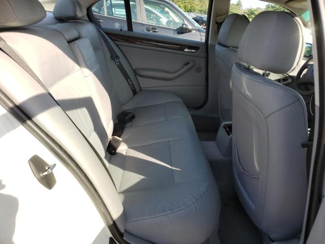 WBAAM5336XFR04967 - 1999 BMW 328 I AUTOMATIC Սպիտակ լուսանկար 10