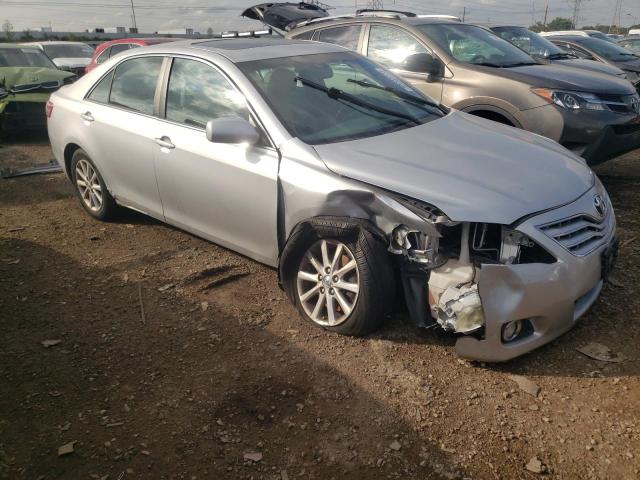 4T1BF3EK0BU223777 - 2011 TOYOTA CAMRY BASE SILVER photo 4