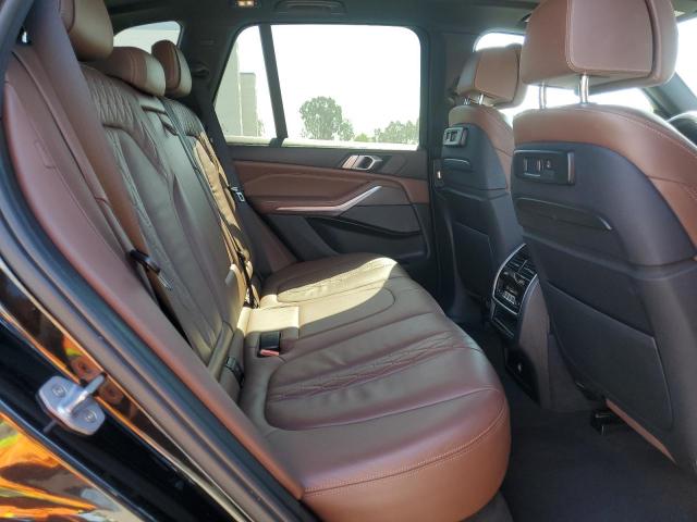 5UXJU2C54KLN49700 - 2019 BMW X5 XDRIVE50I Schwarz Foto 11