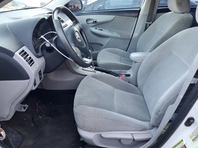5YFBU4EE8CP055704 - 2012 TOYOTA COROLLA BASE WHITE photo 7