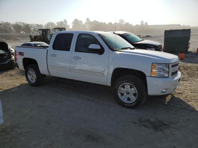 3GCPKTE21BG186182 - 2011 CHEVROLET SILVERADO K1500 LTZ WHITE photo 4