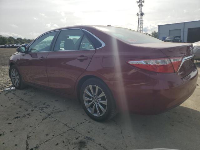 4T1BF1FK5FU908298 - 2015 TOYOTA CAMRY LE RED photo 2
