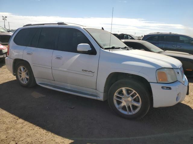 1GKET63M882245969 - 2008 GMC ENVOY DENALI WHITE photo 4