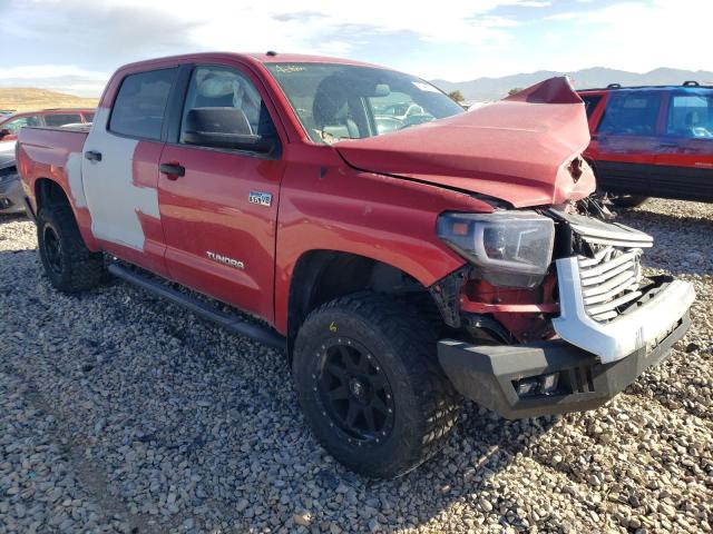 5TFHY5F1XHX594334 - 2017 TOYOTA TUNDRA CREWMAX LIMITED RED photo 4