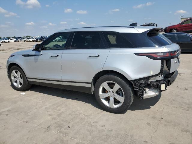 SALYB2RX8JA735497 - 2018 LAND ROVER RANGE ROVE S SILVER photo 2