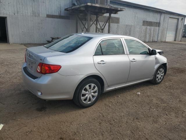 1NXBU4EE2AZ374575 - 2010 TOYOTA COROLLA BASE Argent photo 3