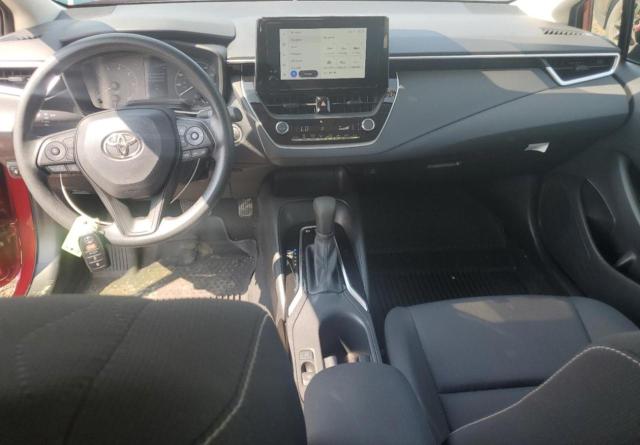 JTDBCMFE4RJ021614 - 2024 TOYOTA COROLLA LE წითელი ფოტო 8
