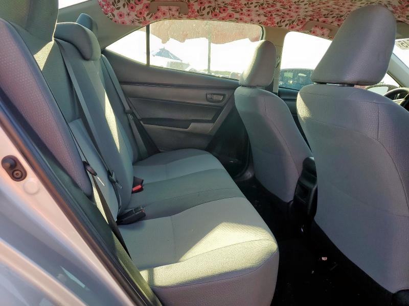 5YFBURHE1KP932895 - 2019 TOYOTA COROLLA L 银色 照片 10