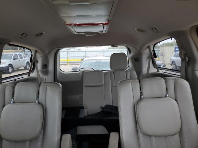 2A4RR8DG4BR677641 - 2011 CHRYSLER TOWN & COU TOURING L BLACK photo 10