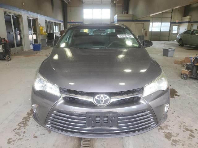 4T4BF1FK1GR573144 - 2016 TOYOTA CAMRY LE GRAY photo 5