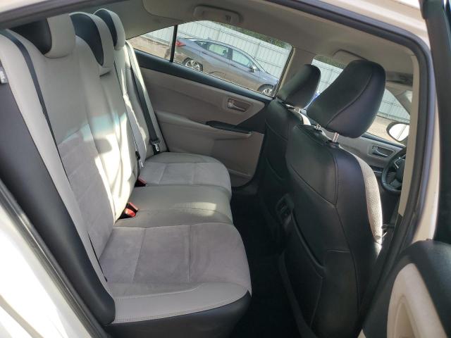 4T1BF1FK7HU268338 - 2017 TOYOTA CAMRY LE WHITE photo 10