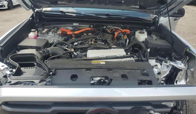 3TYLC5LN3RT008956 - 2024 TOYOTA TACOMA DOUBLE CAB 银色 照片 11