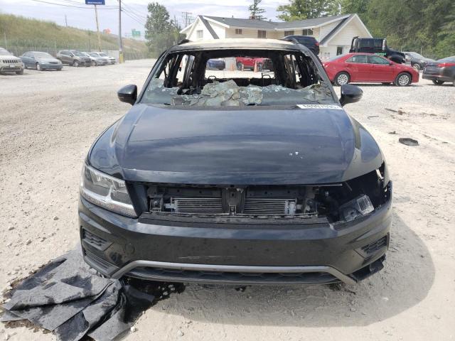 3VV0B7AXXMM019867 - 2021 VOLKSWAGEN TIGUAN S შავი ფოტო 5