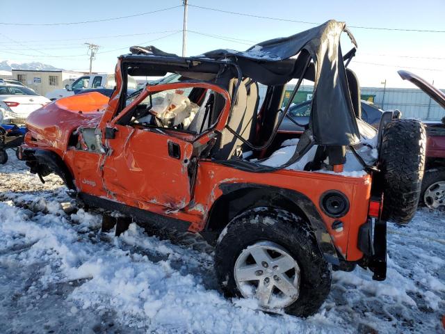 1J4FA69S75P369851 - 2005 JEEP WRANGLER / RUBICON ORANGE photo 2