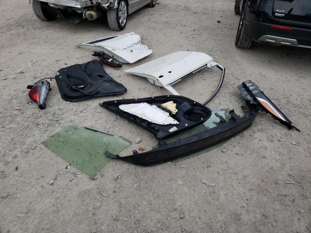 JTDKARFPXH3021141 - 2017 TOYOTA PRIUS PRIM თეთრი ფოტო 12