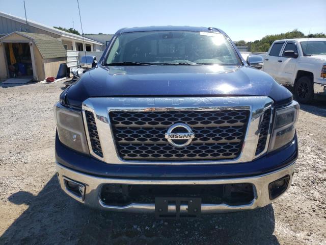 1N6AA1E64HN571880 - 2017 NISSAN TITAN SV BLUE photo 5