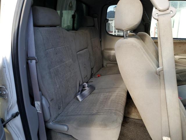5TBBT44134S446049 - 2004 TOYOTA TUNDRA ACCESS CAB SR5 WHITE photo 10