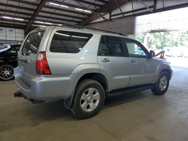 JTEBU14R78K010936 - 2008 TOYOTA 4RUNNER SR5 ვერცხლისფერი ფოტო 3