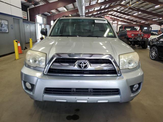 JTEBU14R78K010936 - 2008 TOYOTA 4RUNNER SR5 ვერცხლისფერი ფოტო 5