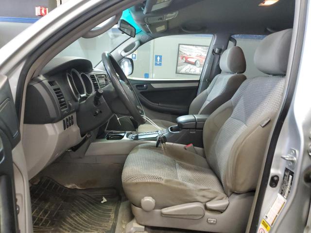 JTEBU14R78K010936 - 2008 TOYOTA 4RUNNER SR5 ვერცხლისფერი ფოტო 7