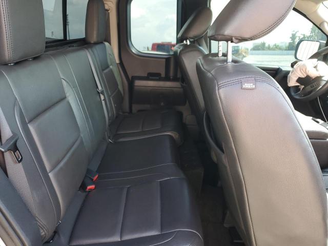 1N6BA0CH9DN310760 - 2013 NISSAN TITAN S 白色 照片 10