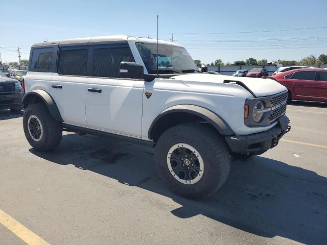 1FMEE5DP2PLB39031 - 2023 FORD BRONCO BASE Biały zdjęcie 4