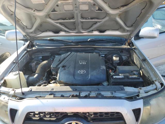 3TMLU4EN8BM058466 - 2011 TOYOTA TACOMA DOUBLE CAB 银色 照片 11