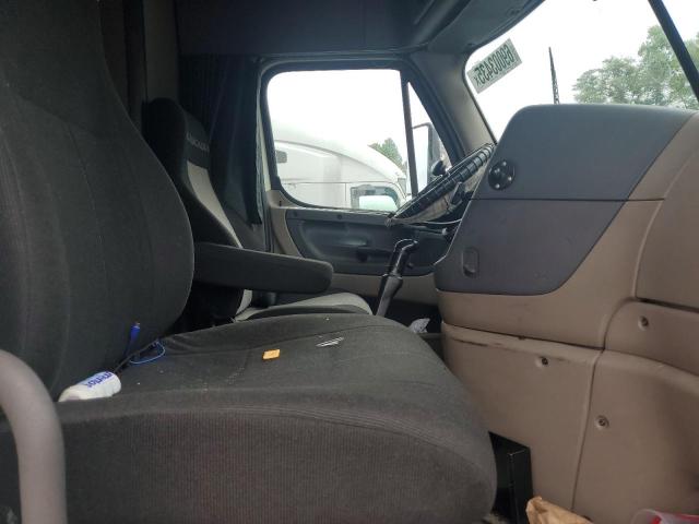 1FUJGHDV0ALAU1132 - 2010 FREIGHTLINER CASCADIA 1 თეთრი ფოტო 5