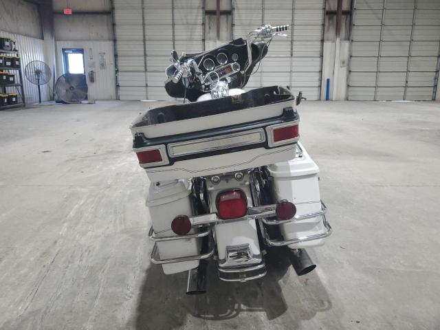1HD1FCW115Y646479 - 2005 HARLEY-DAVIDSON FLHTCUI WHITE photo 4