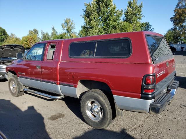 1B7HF13Z3WJ250840 - 1998 DODGE RAM 1500 RED photo 2