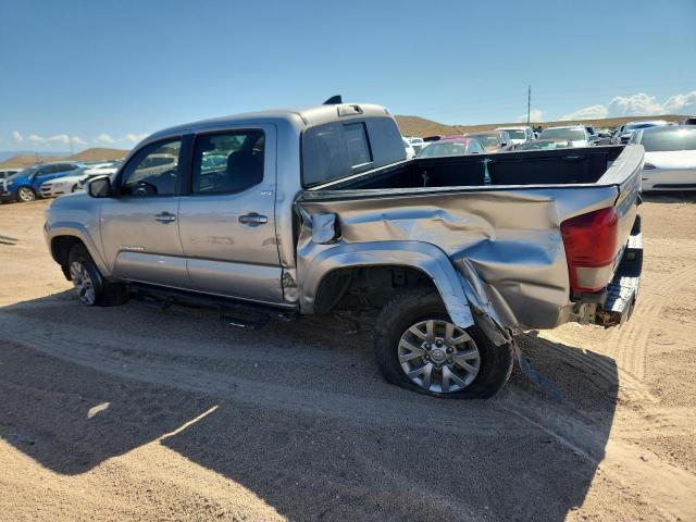 3TMCZ5AN4JM185291 - 2018 TOYOTA TACOMA DOUBLE CAB SILVER photo 2