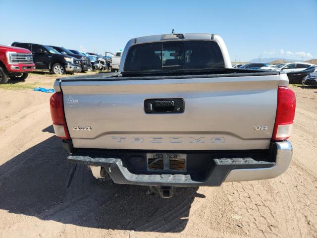 3TMCZ5AN4JM185291 - 2018 TOYOTA TACOMA DOUBLE CAB SILVER photo 6
