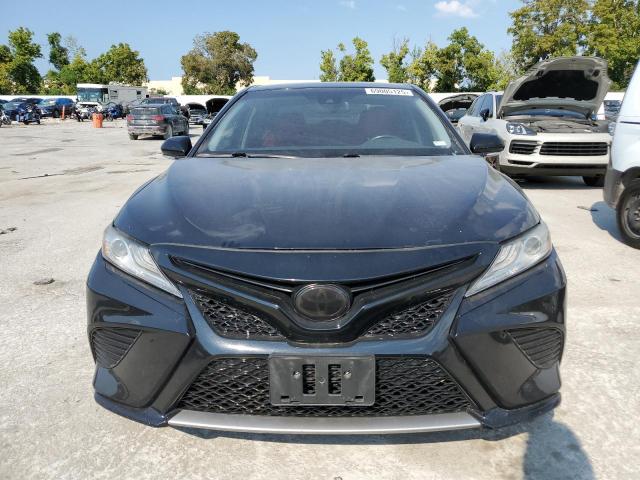 4T1B61HK7KU763398 - 2019 TOYOTA CAMRY XSE Սև լուսանկար 5