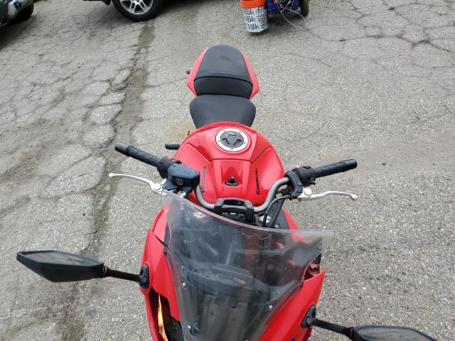 JKAEXEE17CDA06162 - 2012 KAWASAKI EX650 EC RED photo 5
