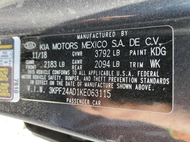 3KPF24AD1KE063115 - 2019 KIA FORTE FE GRAY photo 12