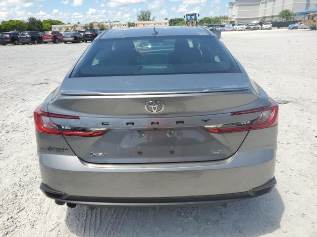 4T1DAACK2SU536098 - 2025 TOYOTA CAMRY XSE 灰色 照片 6