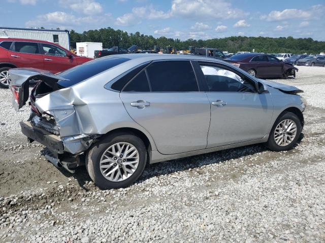 4T1BF1FKXHU350970 - 2017 TOYOTA CAMRY LE SILVER photo 3