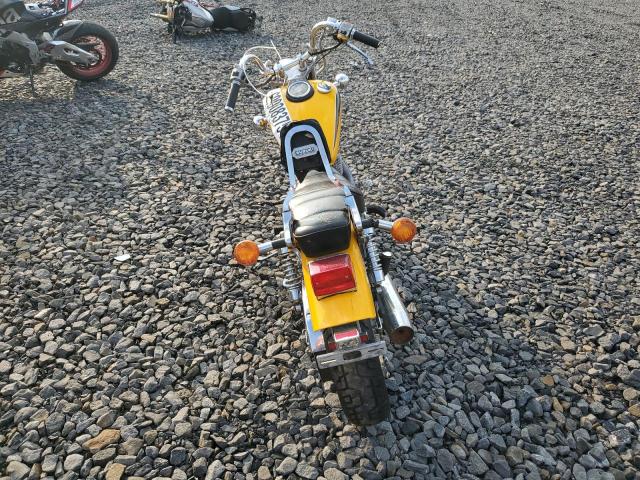 JS1NP41A2Y2101454 - 2000 SUZUKI LS650 P YELLOW photo 4