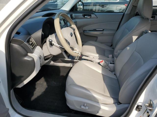 JF2SHADC5DH446701 - 2013 SUBARU FORESTER 2.5X PREMIUM WHITE photo 7