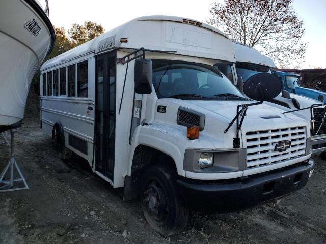 1GBE4V1G38F402935 - 2008 CHEVROLET C4500 C4V042 WHITE photo 4