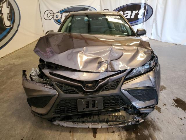 4T1G11AK6RU889230 - 2024 TOYOTA CAMRY SE NIGHT SHADE CHARCOAL photo 5