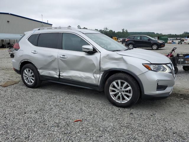 JN8AT2MT5JW453500 - 2018 NISSAN ROGUE S 银色 照片 4