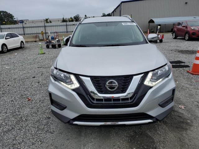 JN8AT2MT5JW453500 - 2018 NISSAN ROGUE S 银色 照片 5