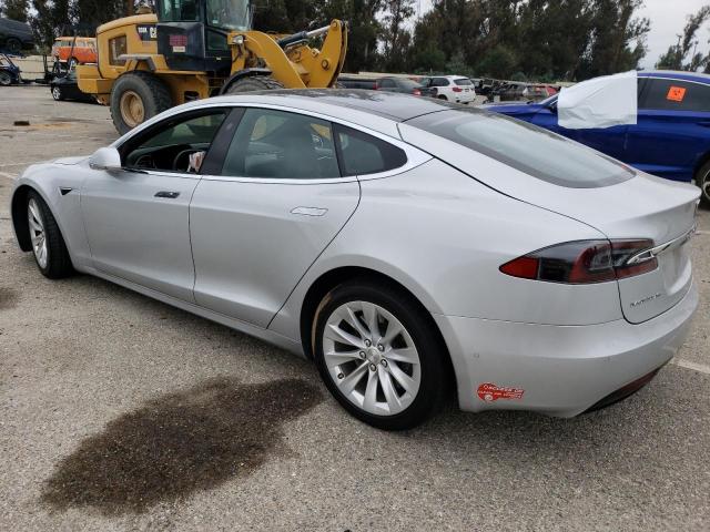 5YJSA1E29GF172691 - 2016 TESLA MODEL S Արծաթագույն լուսանկար 2