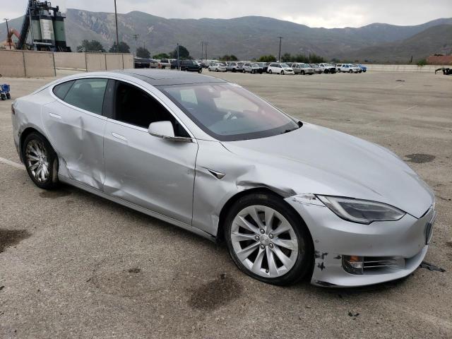 5YJSA1E29GF172691 - 2016 TESLA MODEL S Արծաթագույն լուսանկար 4