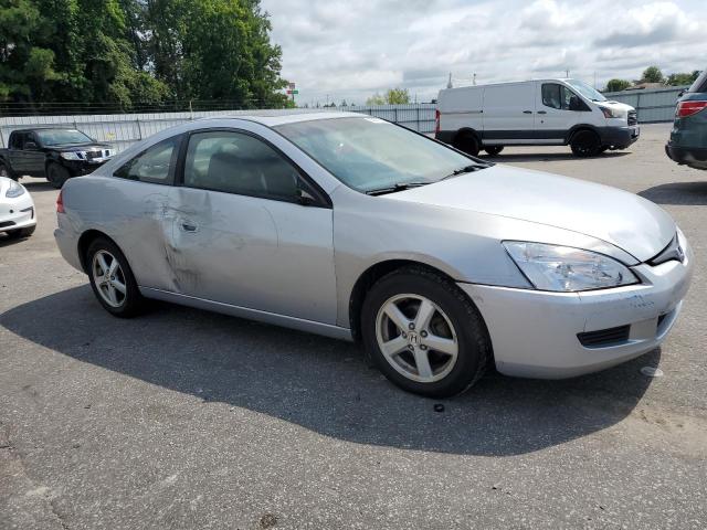 1HGCM72633A011506 - 2003 HONDA ACCORD EX SILVER photo 4