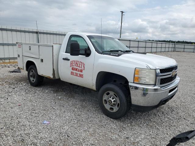 1GB0CVCG1BF180235 - 2011 CHEVROLET SILVERADO C2500 HEAVY DUTY WHITE photo 4