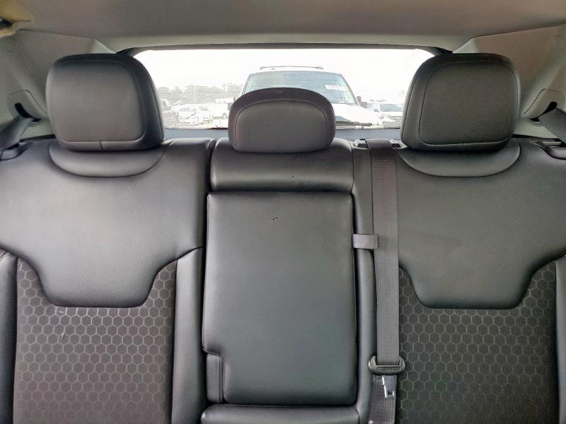 3C4NJDBBXMT584022 - 2021 JEEP COMPASS LATITUDE შავი ფოტო 10