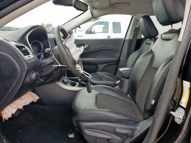 3C4NJDBBXMT584022 - 2021 JEEP COMPASS LATITUDE შავი ფოტო 7