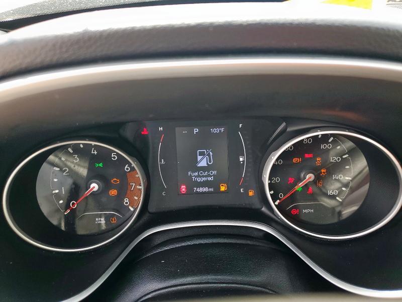 3C4NJDBBXMT584022 - 2021 JEEP COMPASS LATITUDE შავი ფოტო 9